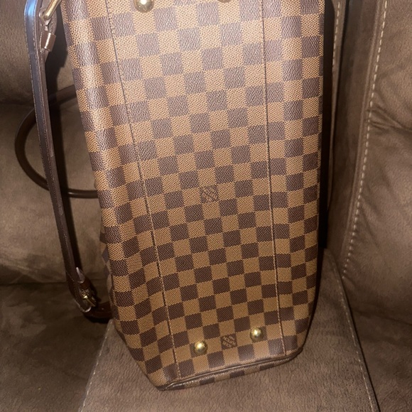 Louis Vuitton Trevi GM - Picture 3 of 9